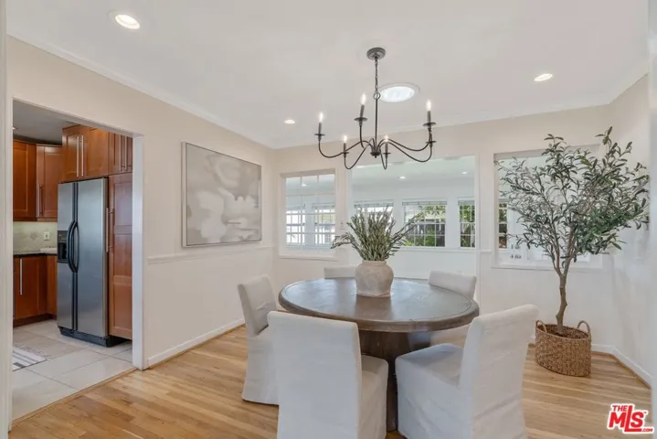 5648 Gentry Avenue, Valley Village, California 91607