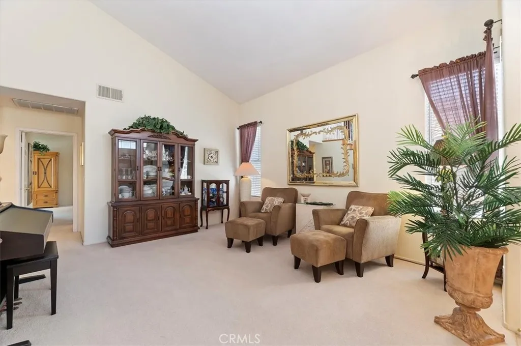 40636 Via Jalapa, Murrieta, California 92562 home-pic-9