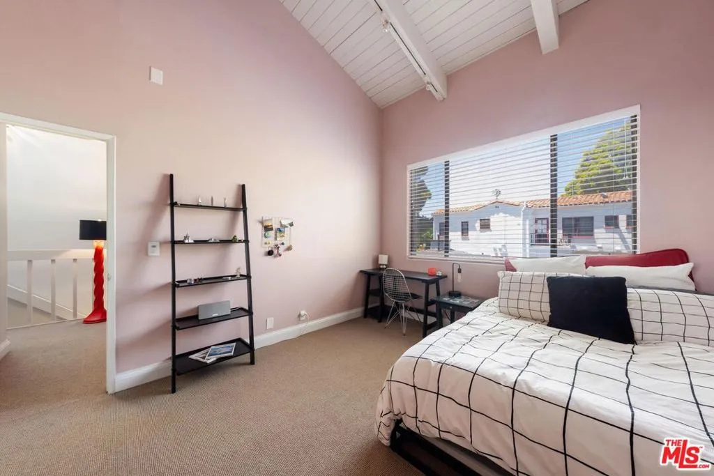 1013 16th Street 101, Santa Monica, California 90403 home-pic-27