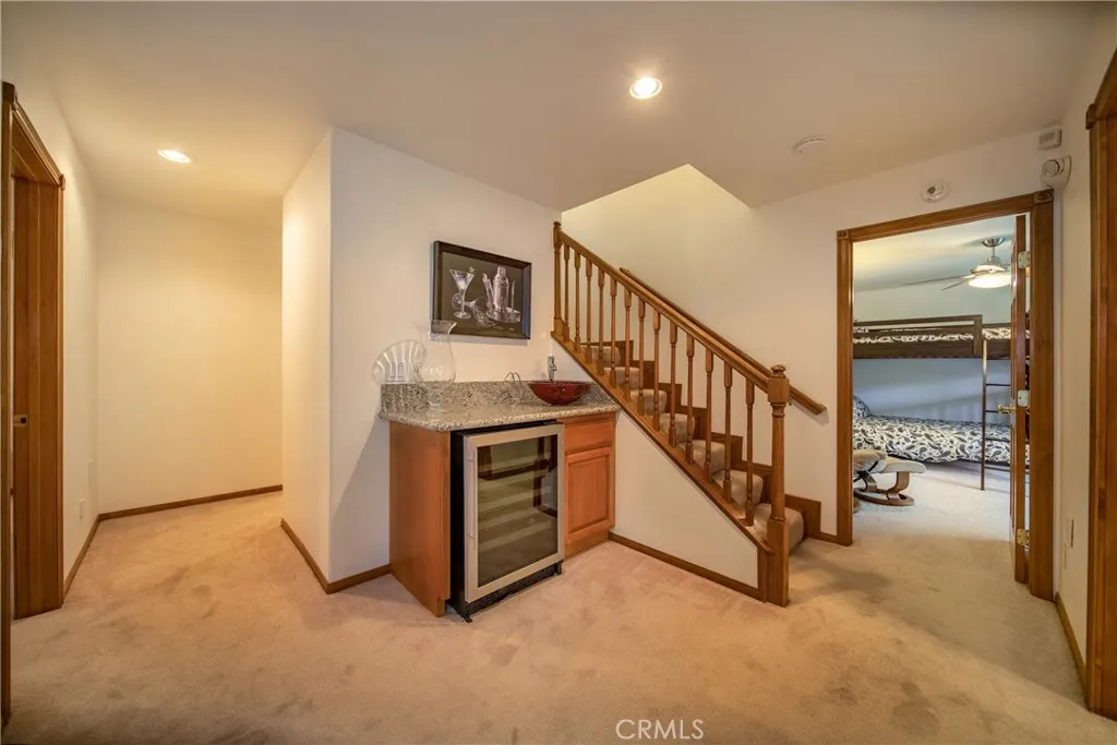 27391 Cottonwood Lane, Lake Arrowhead, California 92352 home-pic-13