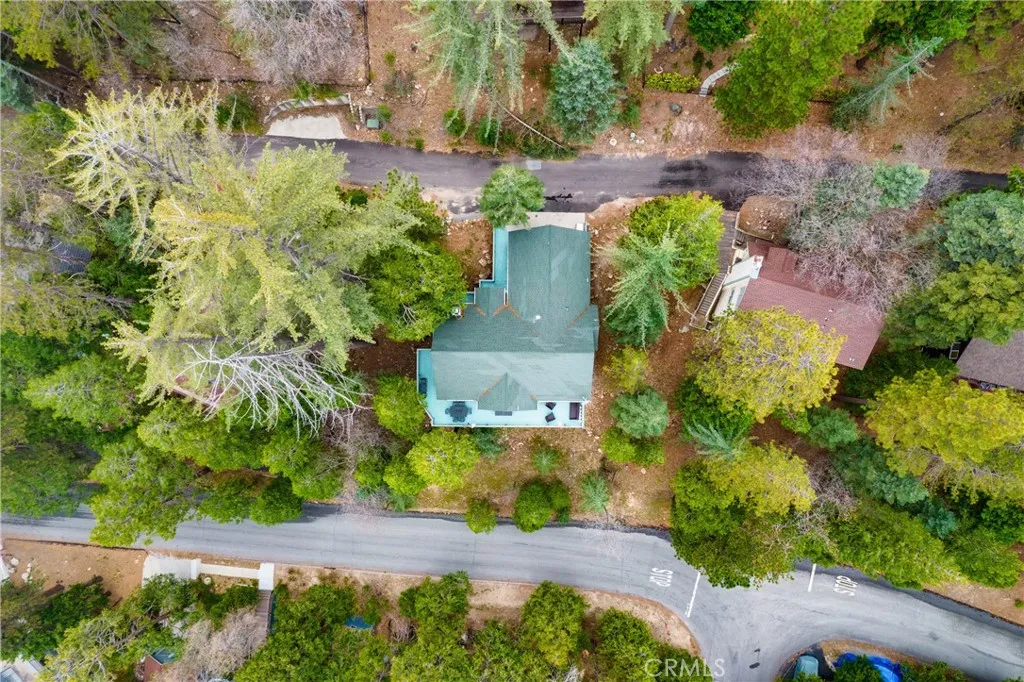 27391 Cottonwood Lane, Lake Arrowhead, California 92352 home-pic-35