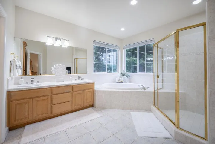 2360 Sunflower Circle, Gilroy, California 95020