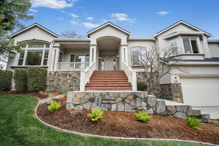2360 Sunflower Circle, Gilroy, California 95020