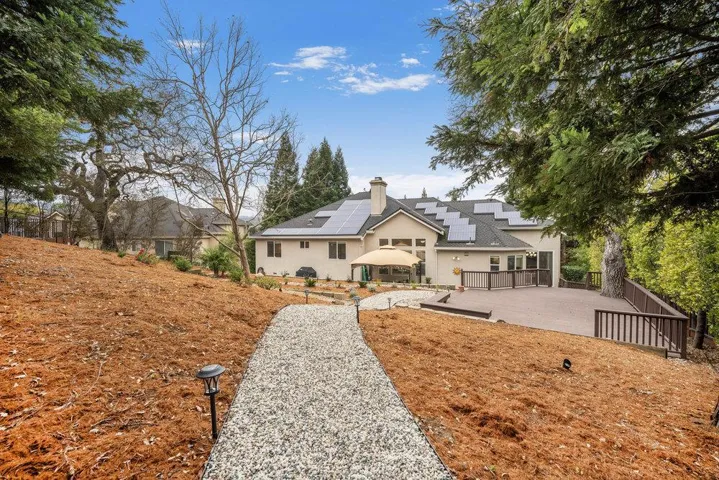 2360 Sunflower Circle, Gilroy, California 95020