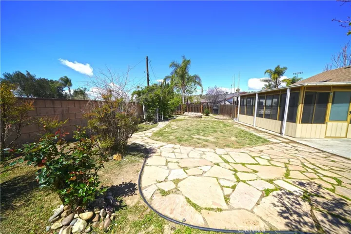 19200 Ranier Street, Canyon Country, California 91351