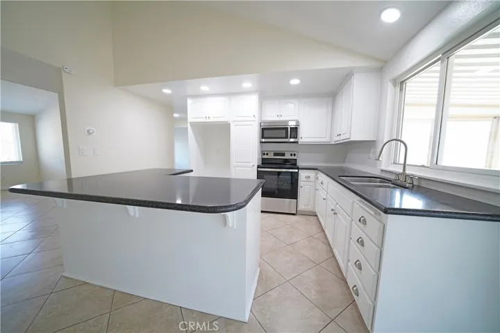 19200 Ranier Street, Canyon Country, California 91351