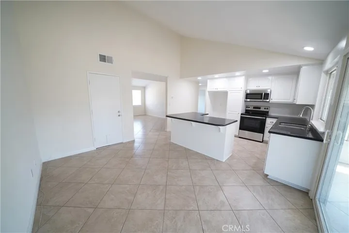19200 Ranier Street, Canyon Country, California 91351