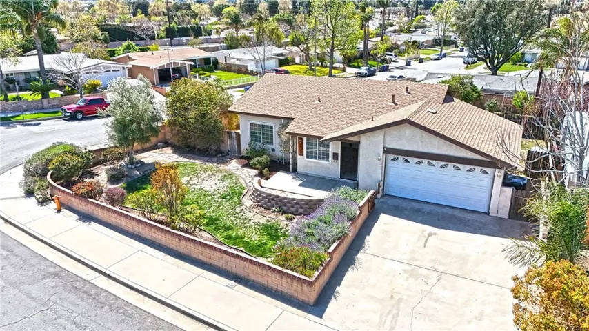 19200 Ranier Street, Canyon Country, California 91351
