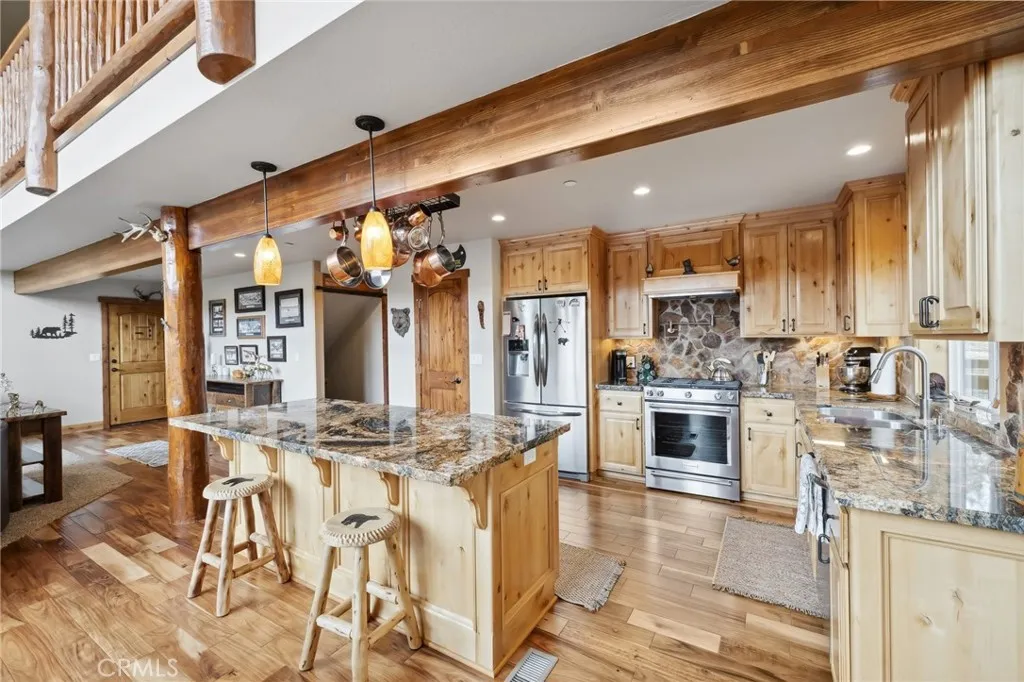 450 Temple Lane, Big Bear Lake, California 92315 home-pic-13