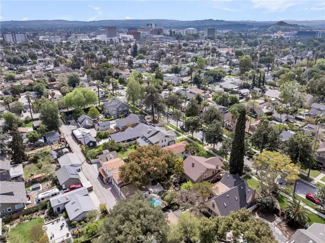 The Colony Heights Historic District is filled witih mature trees and turn-of-the-century homes.