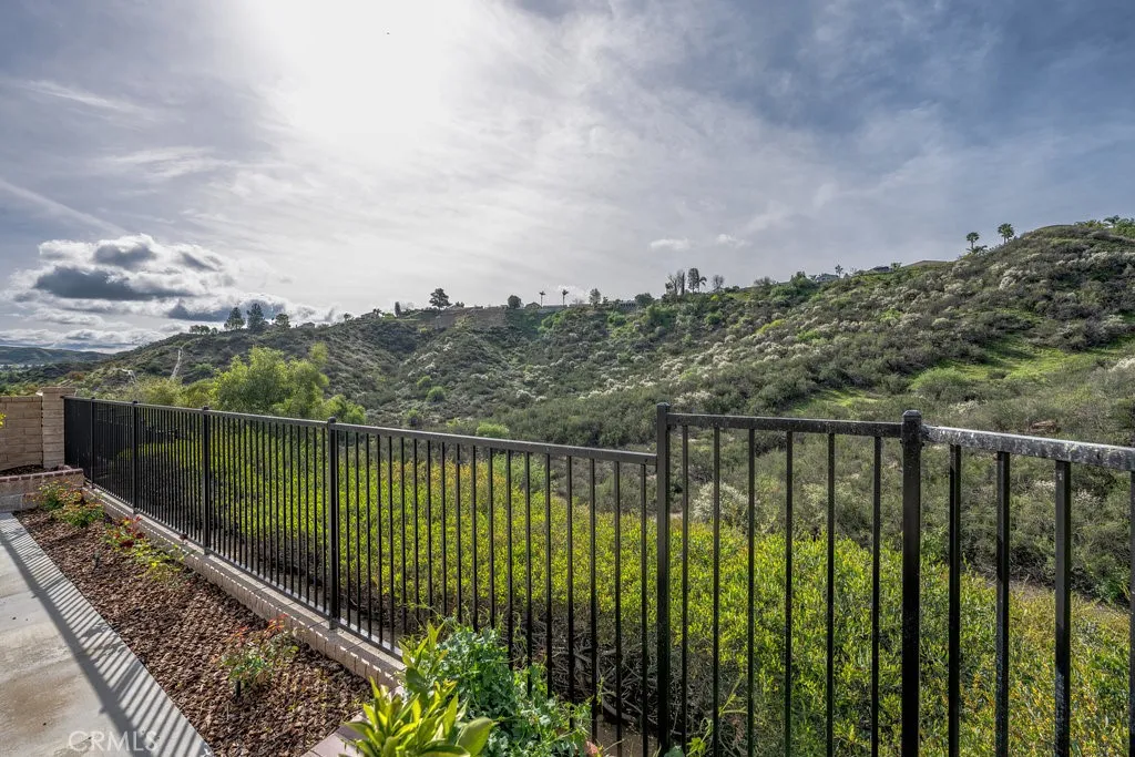 20046 Christopher Lane, Saugus, California 91350 home-pic-28