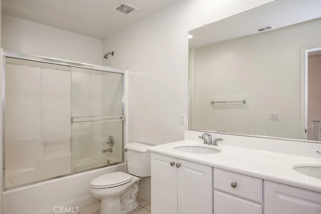 20046 Christopher Lane, Saugus, California 91350 home-pic-23