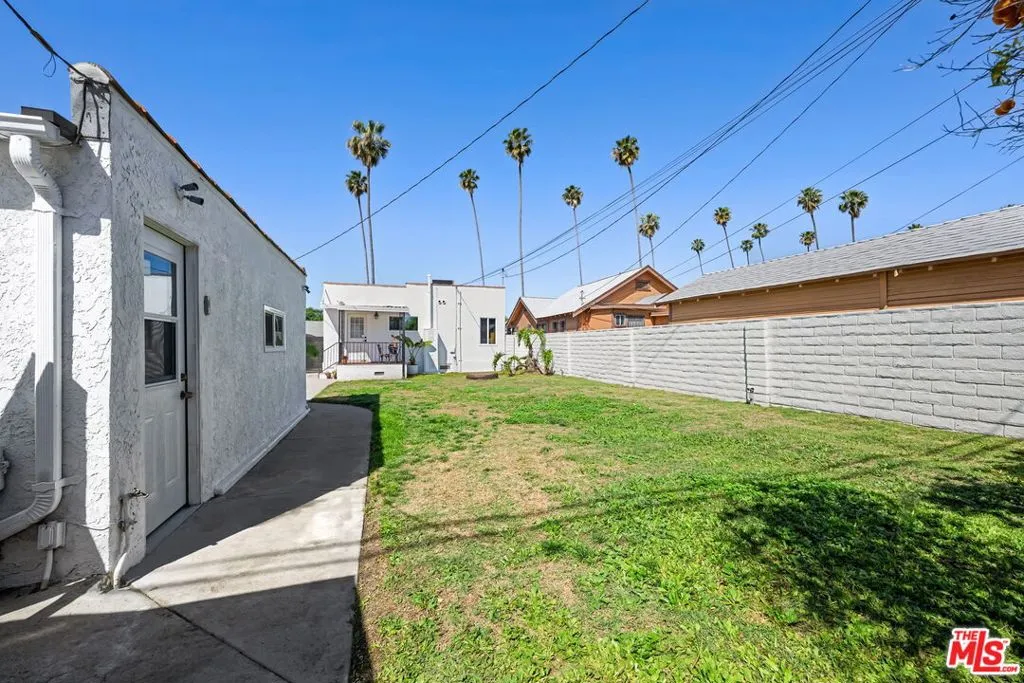 3920 3rd Avenue, Los Angeles, California 90008 home-pic-20