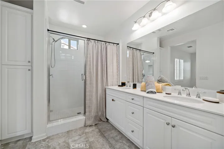 31558 Alicante, Winchester, California 92596