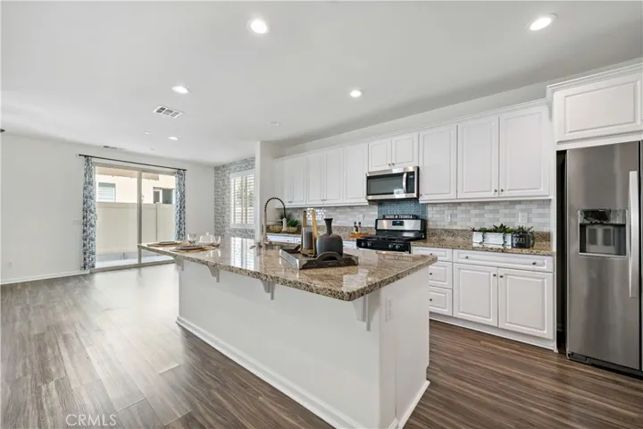 31558 Alicante, Winchester, California 92596