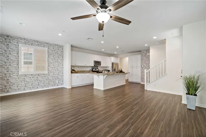 31558 Alicante, Winchester, California 92596