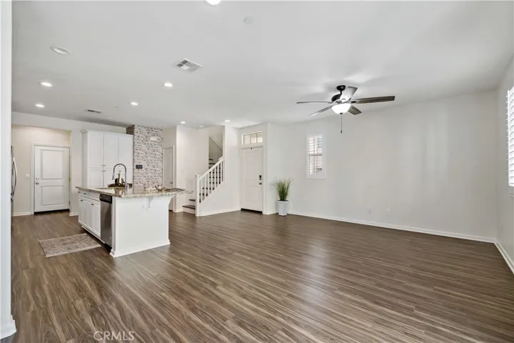 31558 Alicante, Winchester, California 92596
