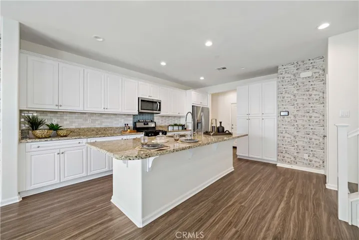 31558 Alicante, Winchester, California 92596
