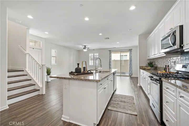 31558 Alicante, Winchester, California 92596