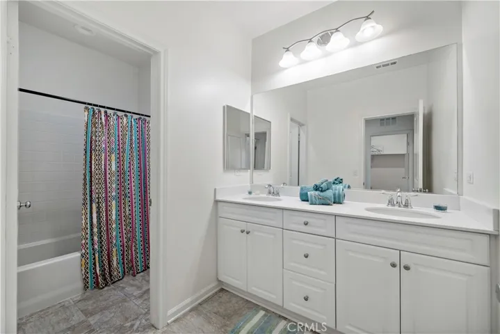31558 Alicante, Winchester, California 92596