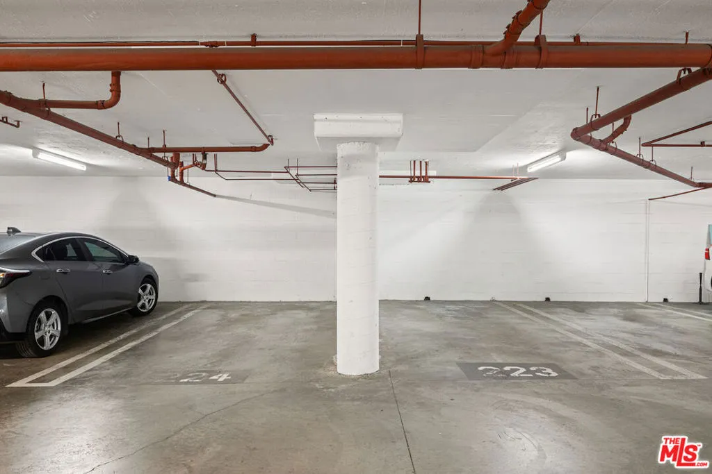 8180 Manitoba Street 149, Playa Del Rey, California 90293 home-pic-25