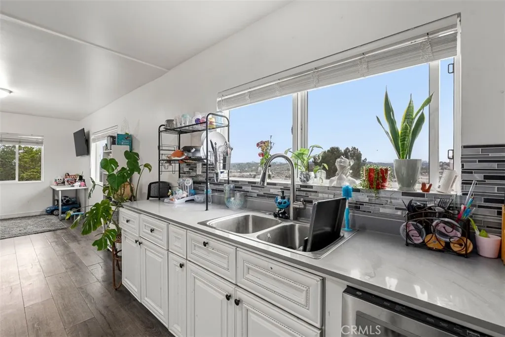 3873 Dwiggins Street, Los Angeles, California 90063 home-pic-22