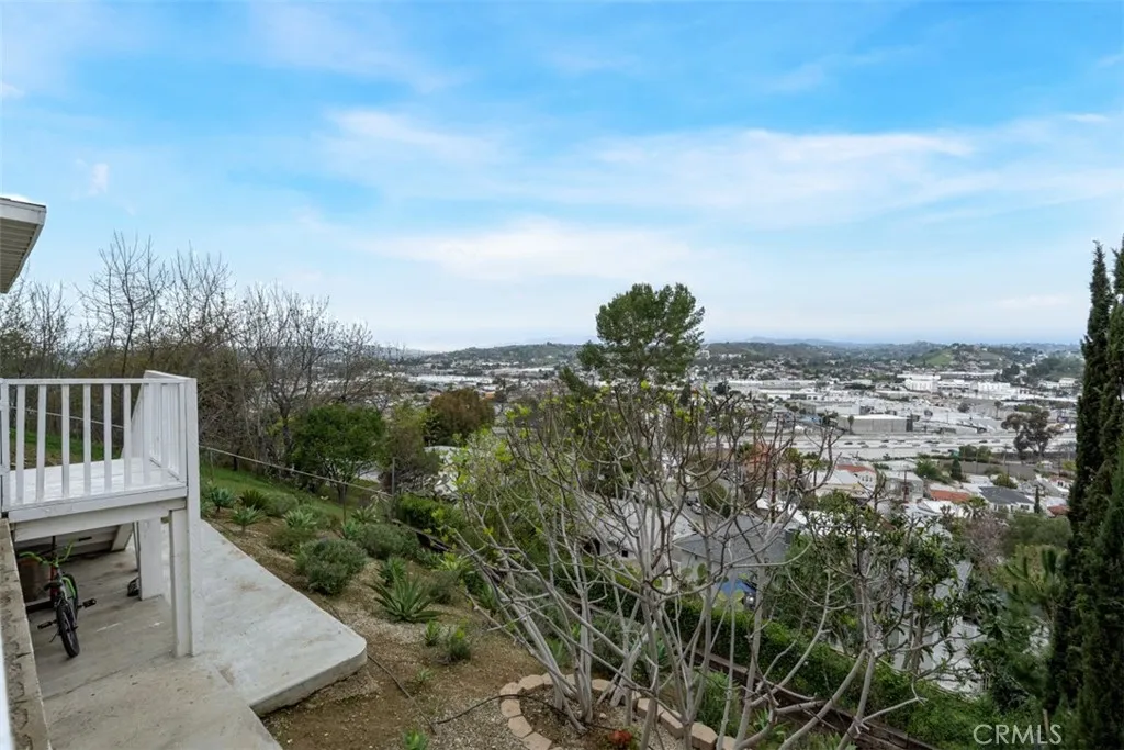 3873 Dwiggins Street, Los Angeles, California 90063 home-pic-14