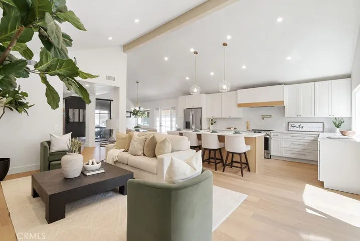 6496 E Via Arboles, Anaheim Hills, California 92807