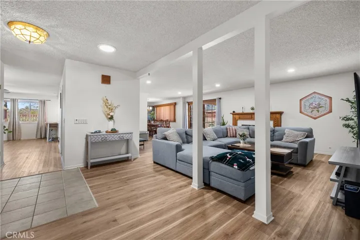 1653 W Avenue L, Lancaster, California 93534