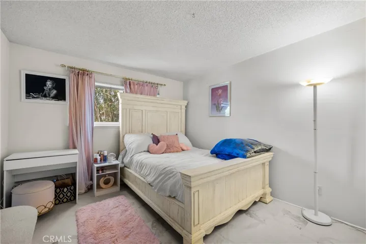 1653 W Avenue L, Lancaster, California 93534