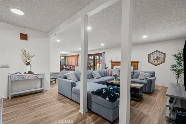 1653 W Avenue L, Lancaster, California 93534