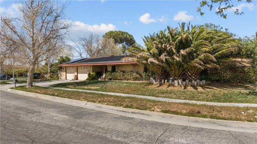 1653 W Avenue L, Lancaster, California 93534