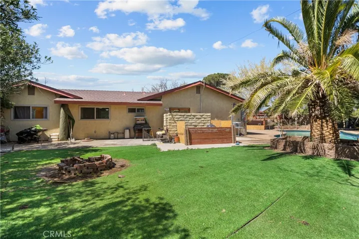1653 W Avenue L, Lancaster, California 93534