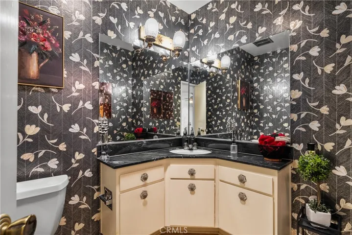 1653 W Avenue L, Lancaster, California 93534