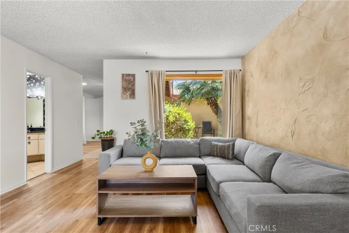 1653 W Avenue L, Lancaster, California 93534