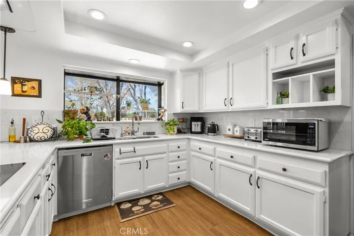 1653 W Avenue L, Lancaster, California 93534