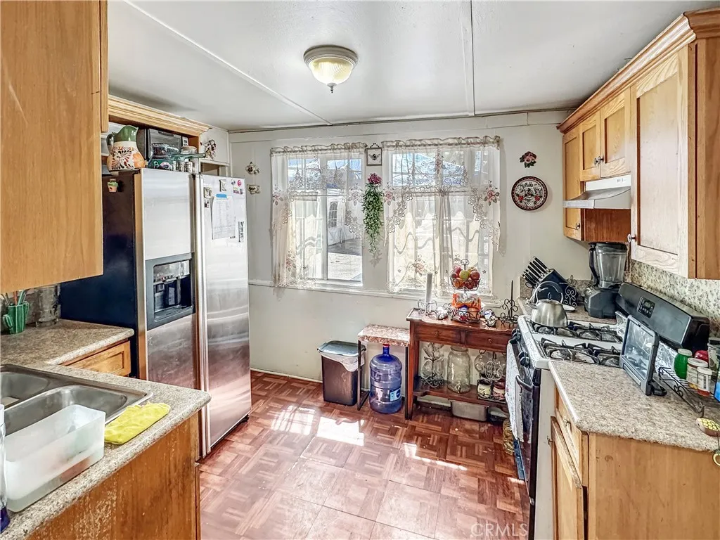 614 E 21st Street, Los Angeles, California 90011 home-pic-13