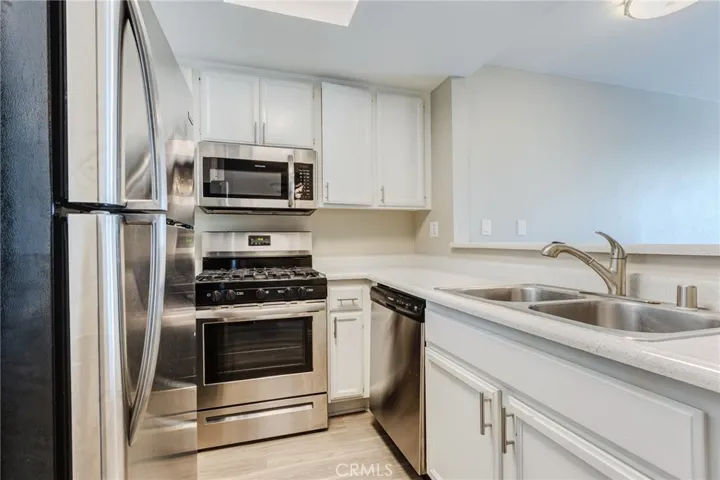4500 Laurel Canyon Boulevard 204, Studio City, California 91607