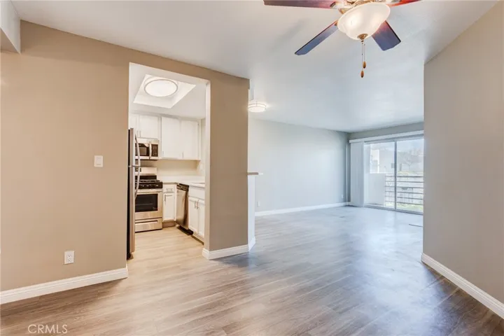 4500 Laurel Canyon Boulevard 204, Studio City, California 91607