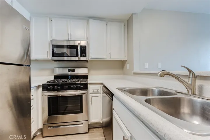 4500 Laurel Canyon Boulevard 204, Studio City, California 91607