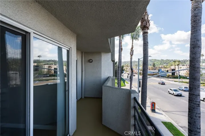 4500 Laurel Canyon Boulevard 204, Studio City, California 91607