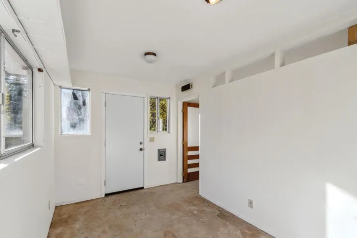 50 Rustic Lane, Santa Cruz, California 95060