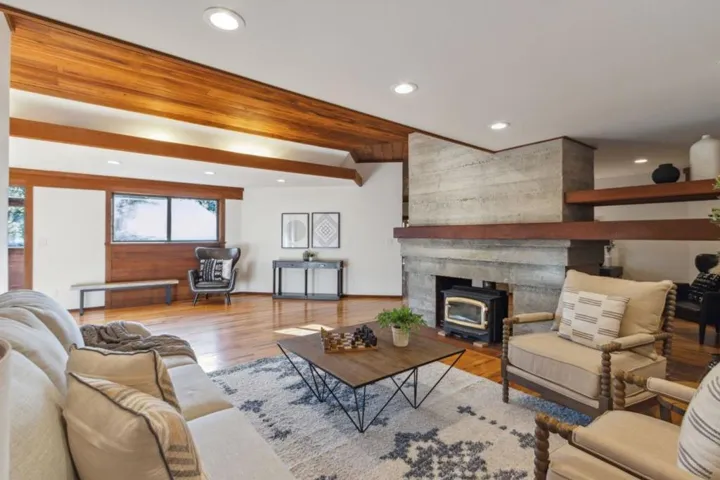 50 Rustic Lane, Santa Cruz, California 95060