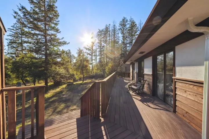 50 Rustic Lane, Santa Cruz, California 95060