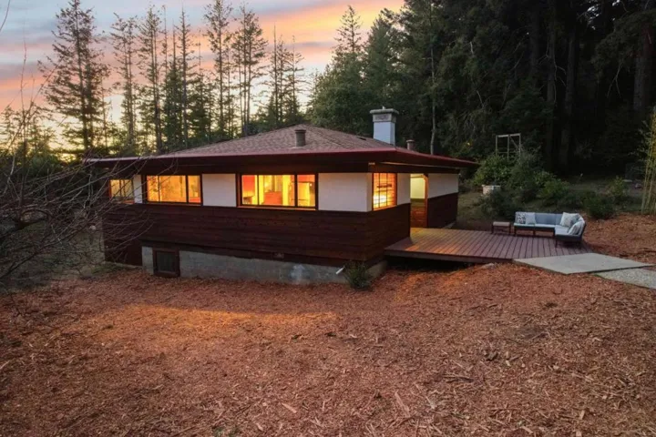 50 Rustic Lane, Santa Cruz, California 95060