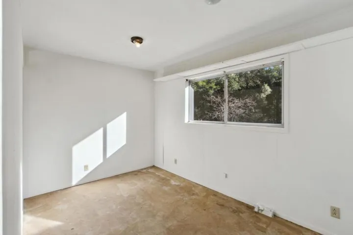 50 Rustic Lane, Santa Cruz, California 95060