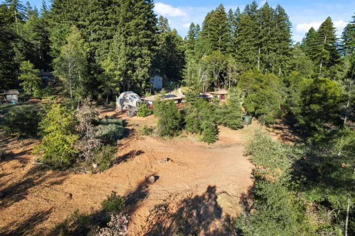 50 Rustic Lane, Santa Cruz, California 95060