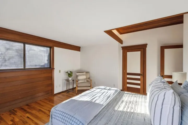 50 Rustic Lane, Santa Cruz, California 95060