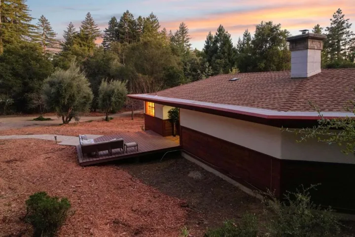 50 Rustic Lane, Santa Cruz, California 95060