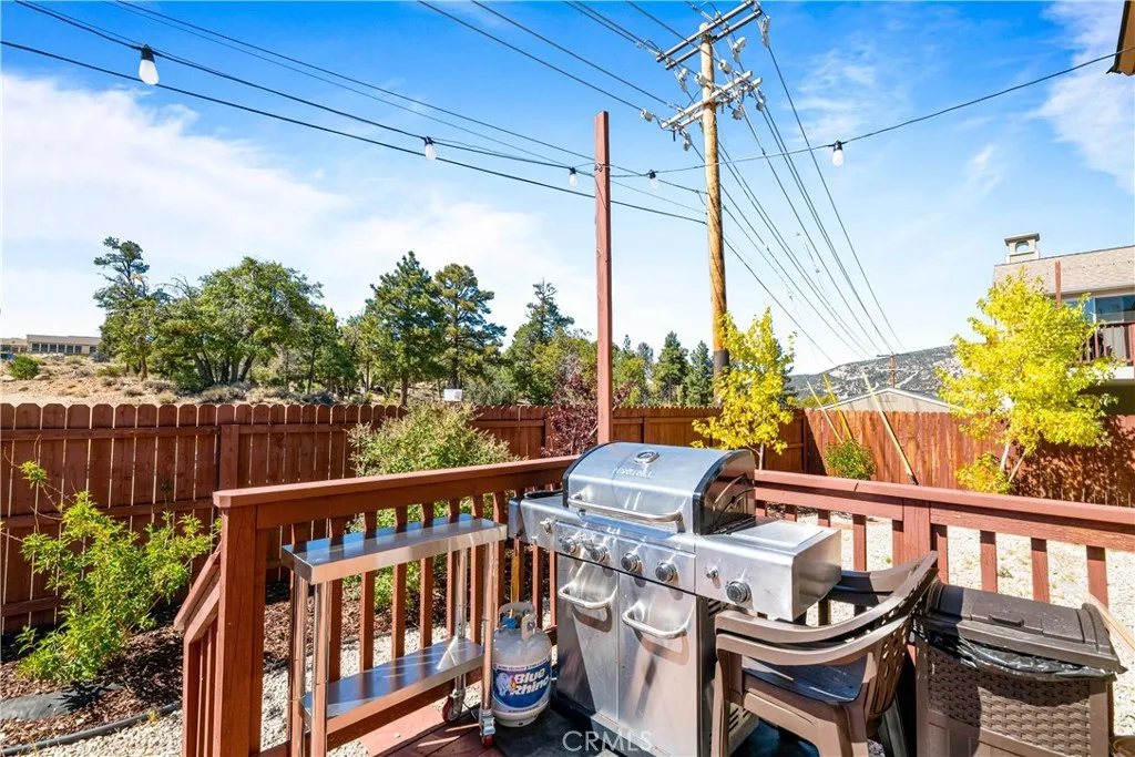 341 Maple Ridge Drive, Big Bear City, California 92314 home-pic-35